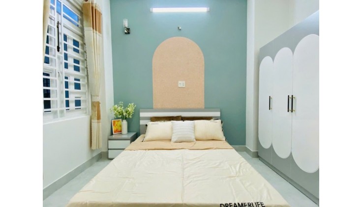 Bán nhà Quang Trung 4.2x10, 3 Tầng kế Vincom, Coop Mart Hơn 4 Tỉ